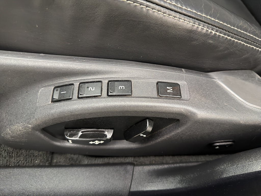 Vehicle Image 36