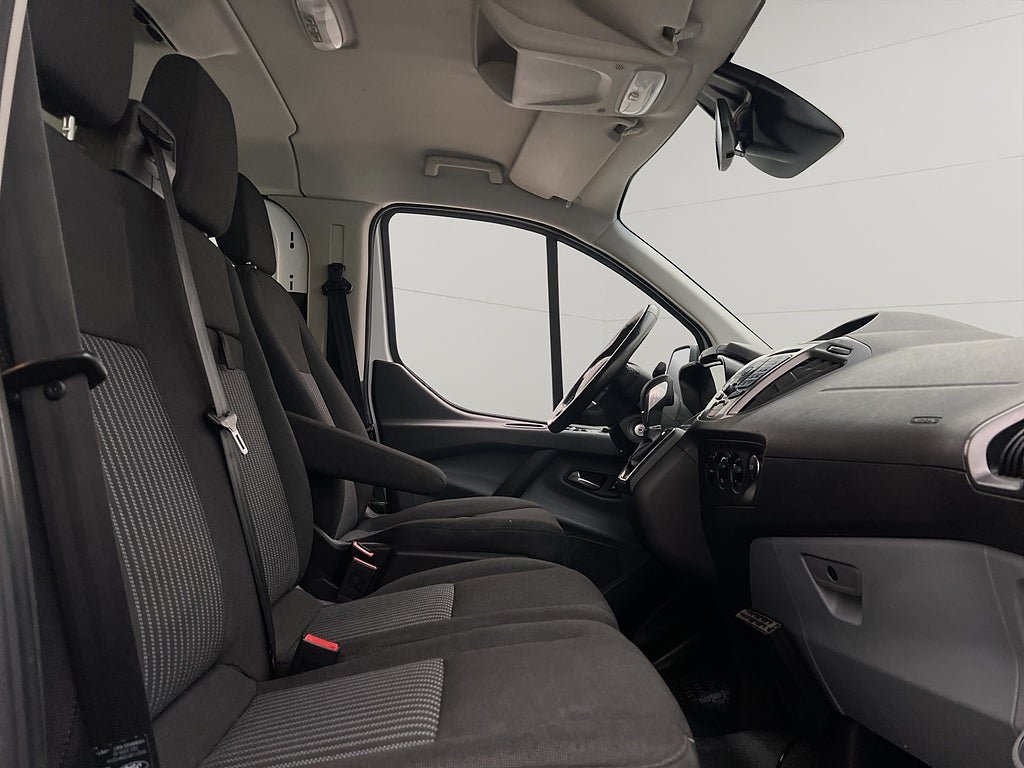 Vehicle Image 23
