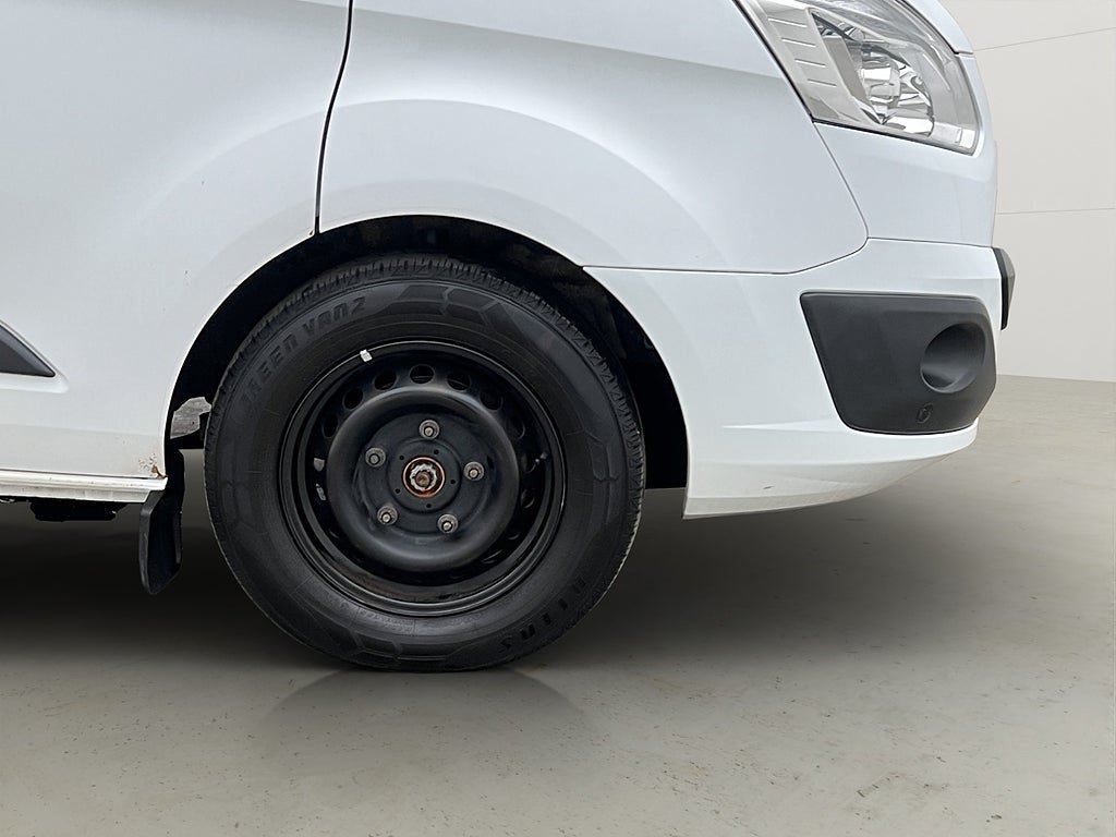 Vehicle Image 33