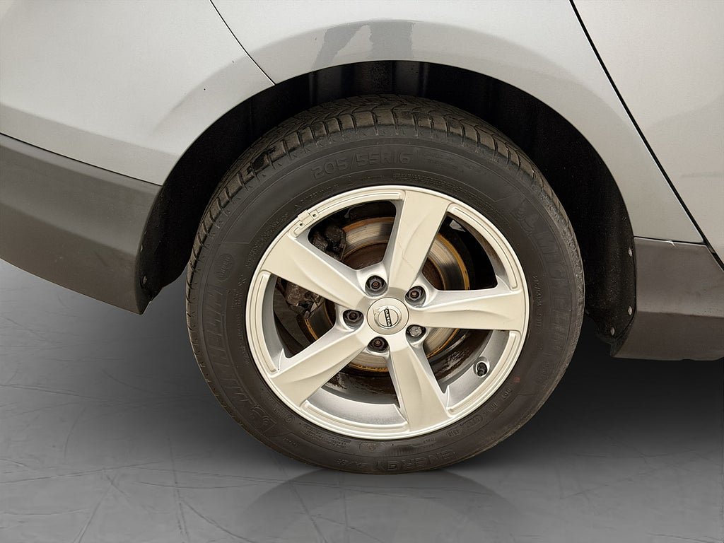 Vehicle Image 30