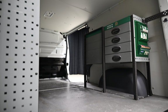 Vehicle Image 12