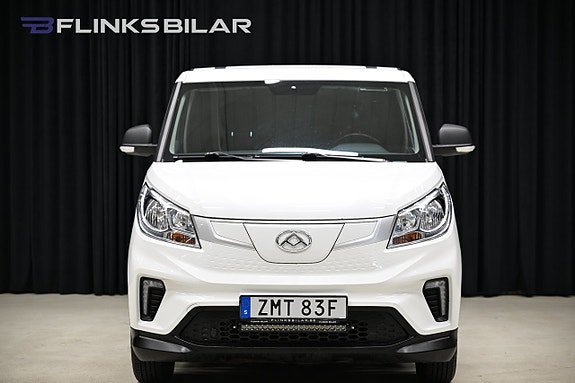 Vehicle Image 17