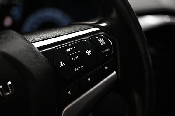 Vehicle Image 27