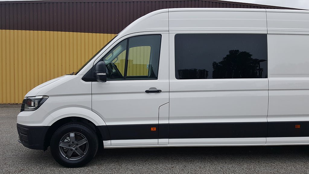 Vehicle Image 25