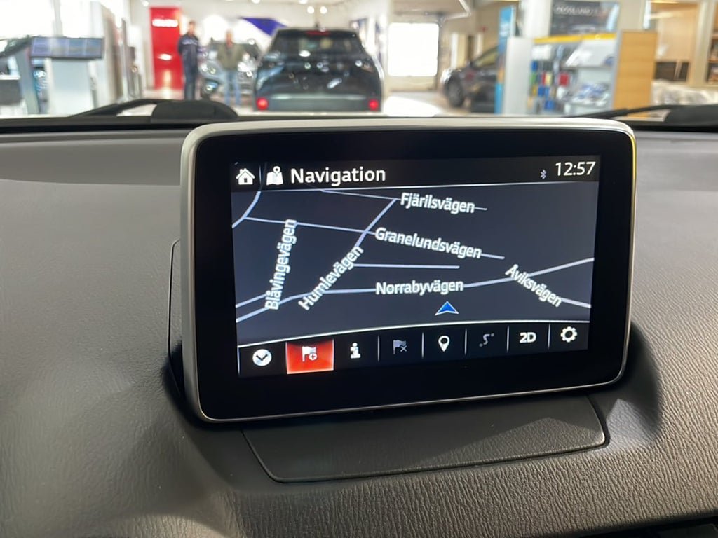 Vehicle Image 11