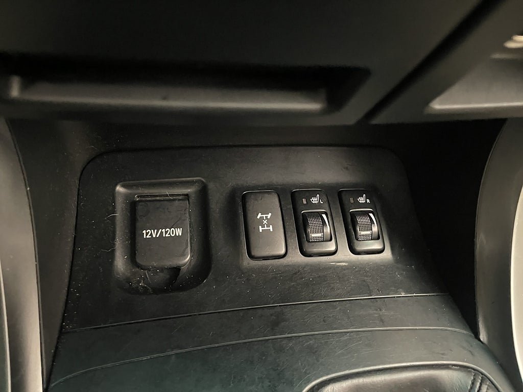 Vehicle Image 26