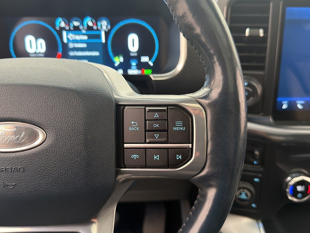 Vehicle Image 27