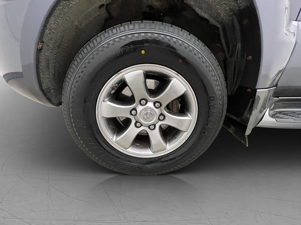 Vehicle Image 35