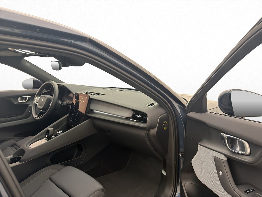 Vehicle Image 33