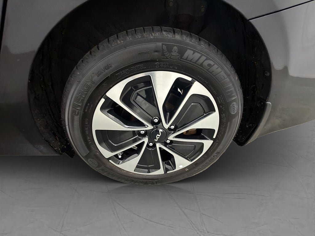 Vehicle Image 31