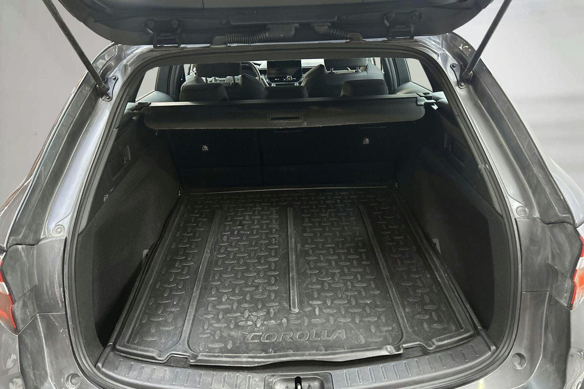Vehicle Image 9