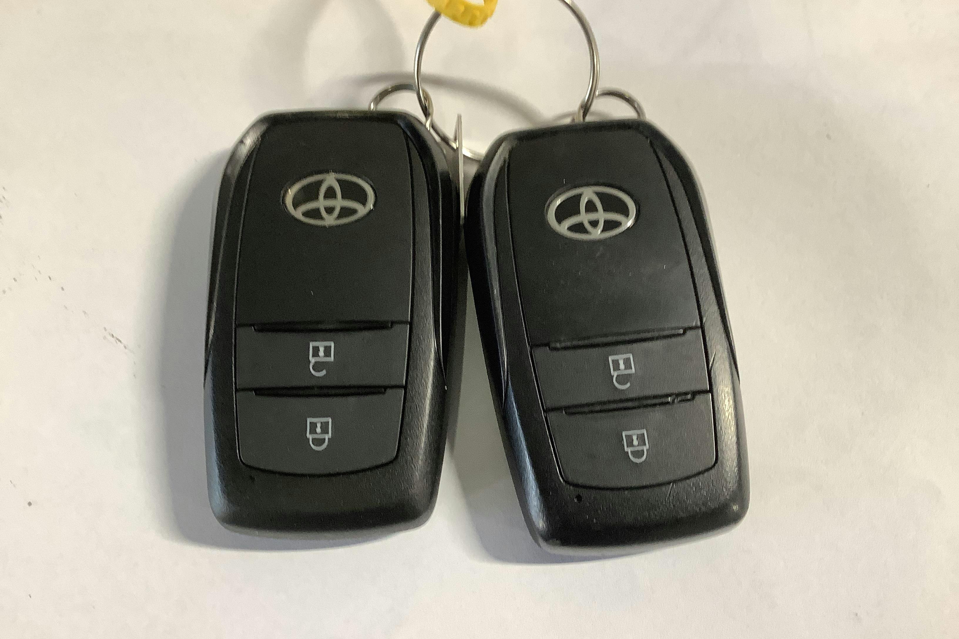 Vehicle Image 15