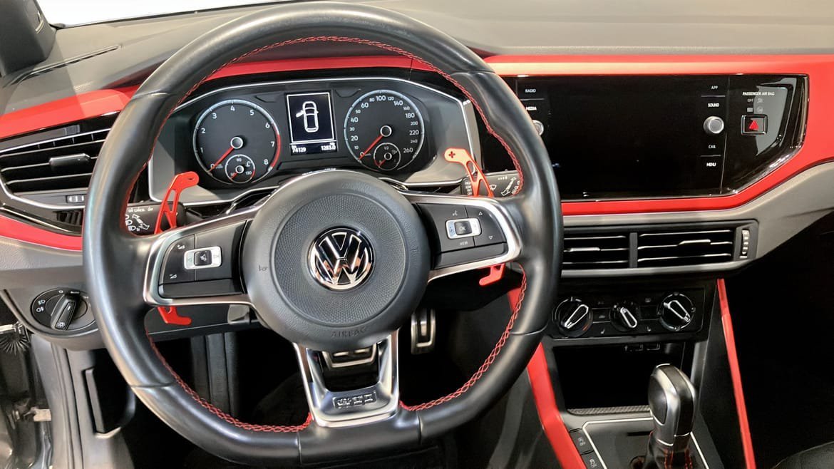 Vehicle Image 14