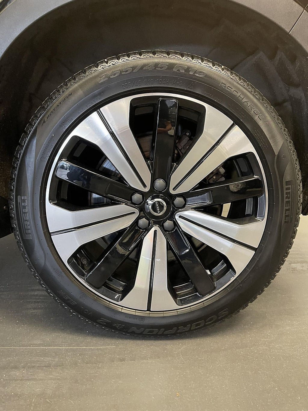 Vehicle Image 13