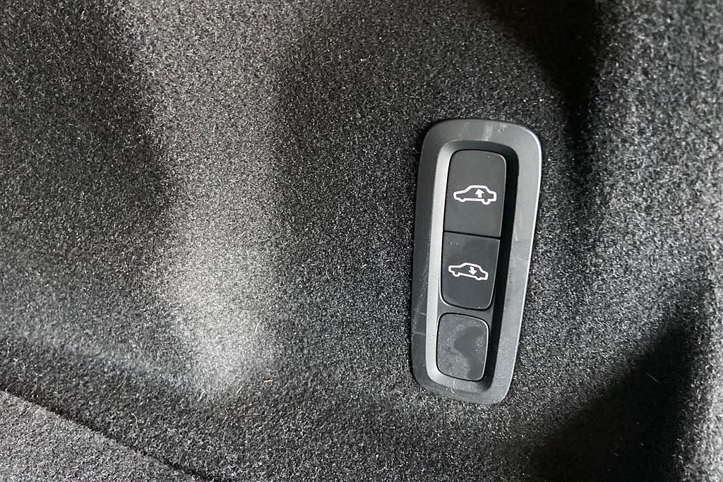 Vehicle Image 26