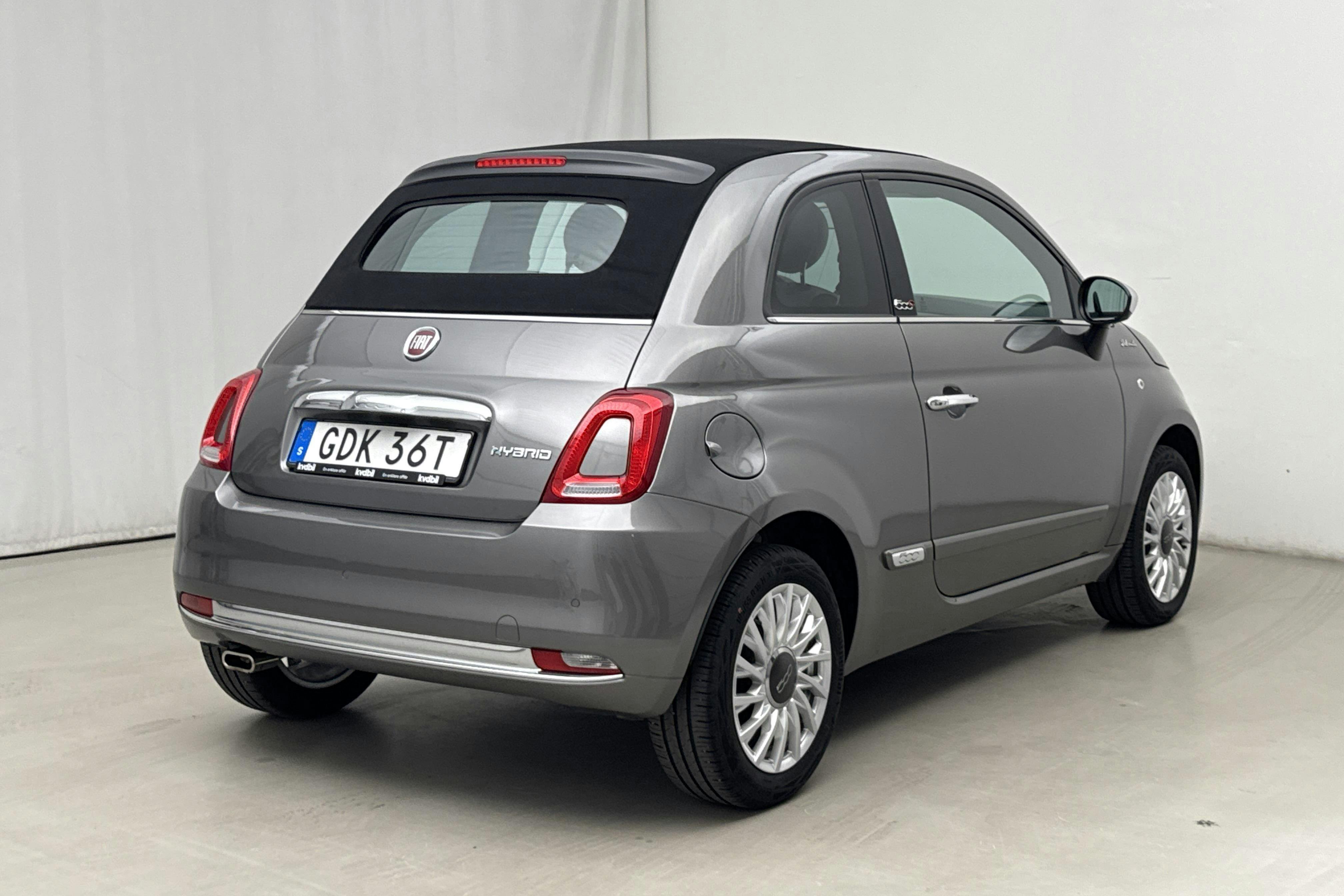 Vehicle Image 8