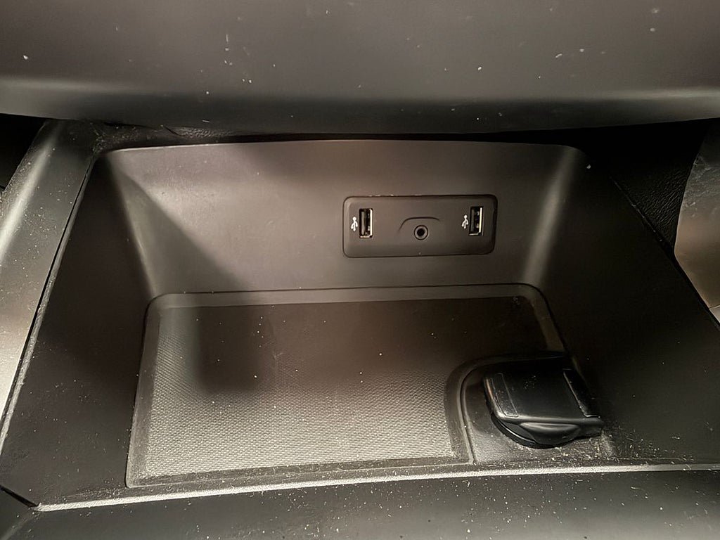 Vehicle Image 18