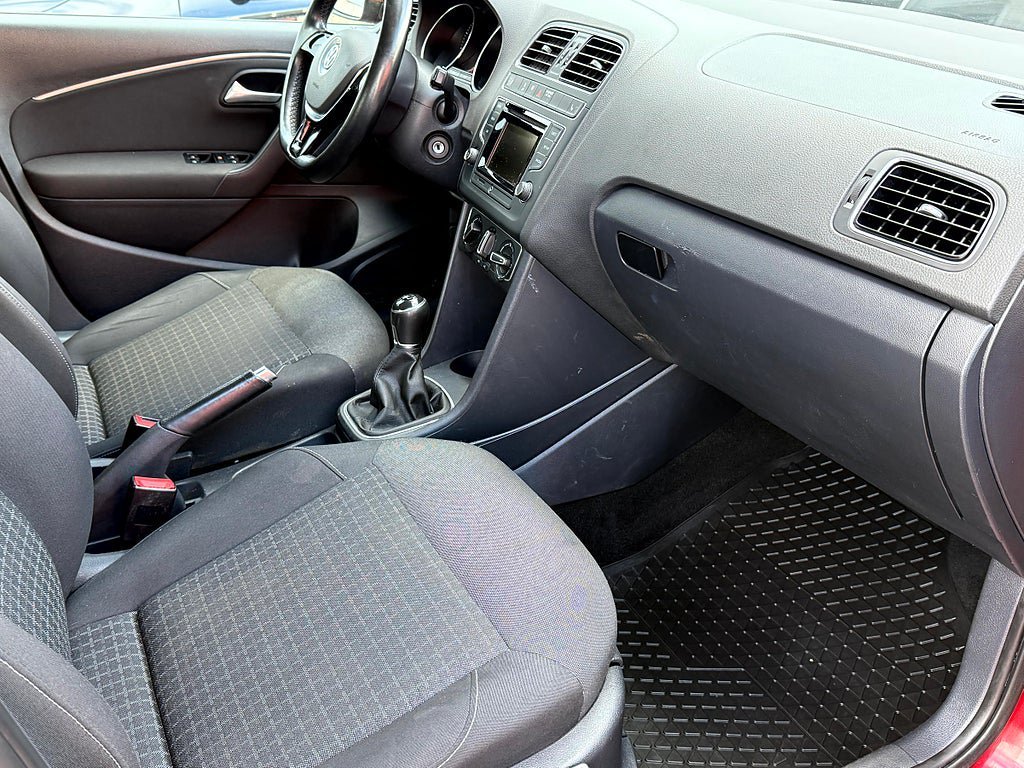 Vehicle Image 9