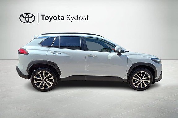 Vehicle Image 16