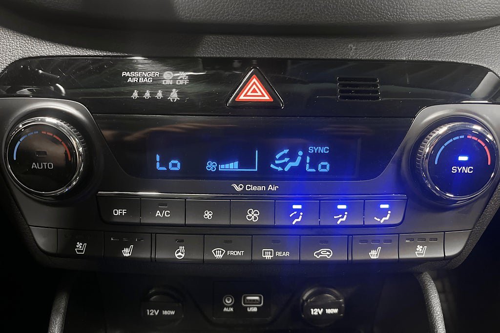 Vehicle Image 27