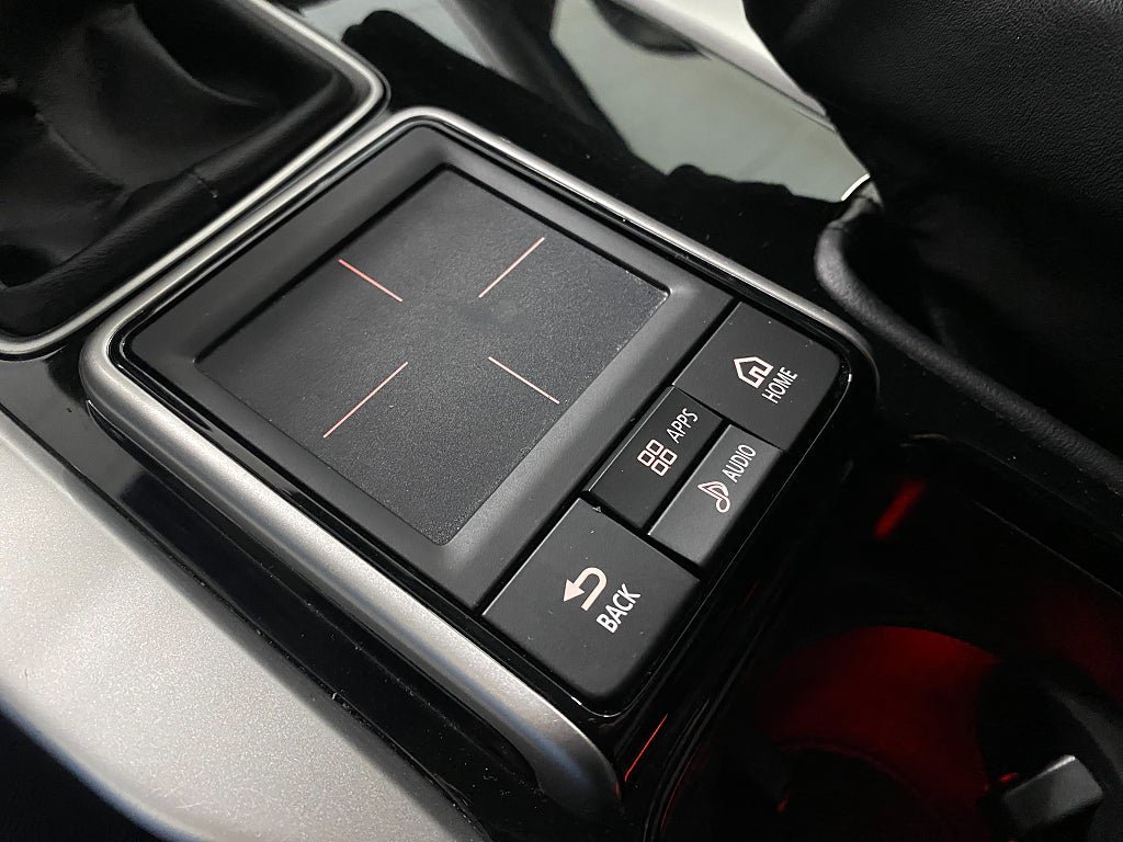 Vehicle Image 16