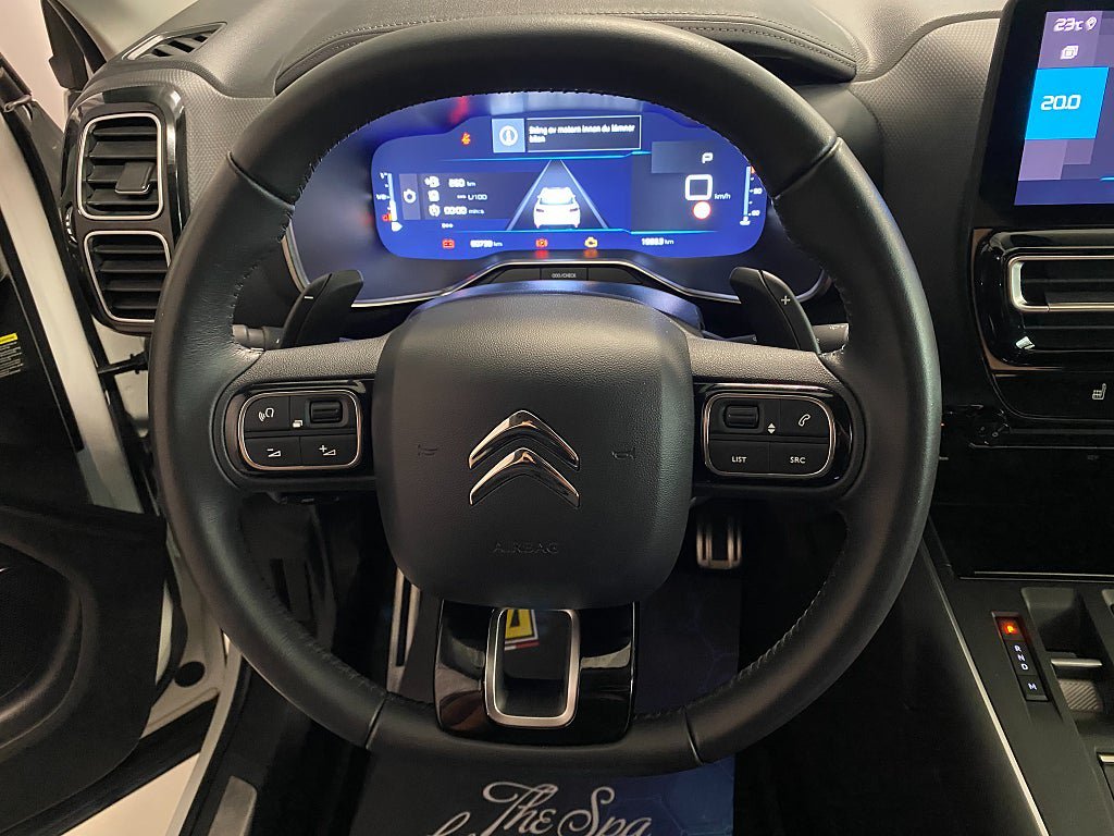Vehicle Image 21