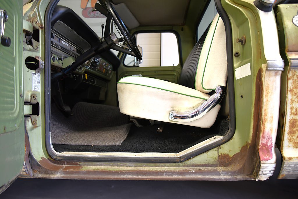 Vehicle Image 22