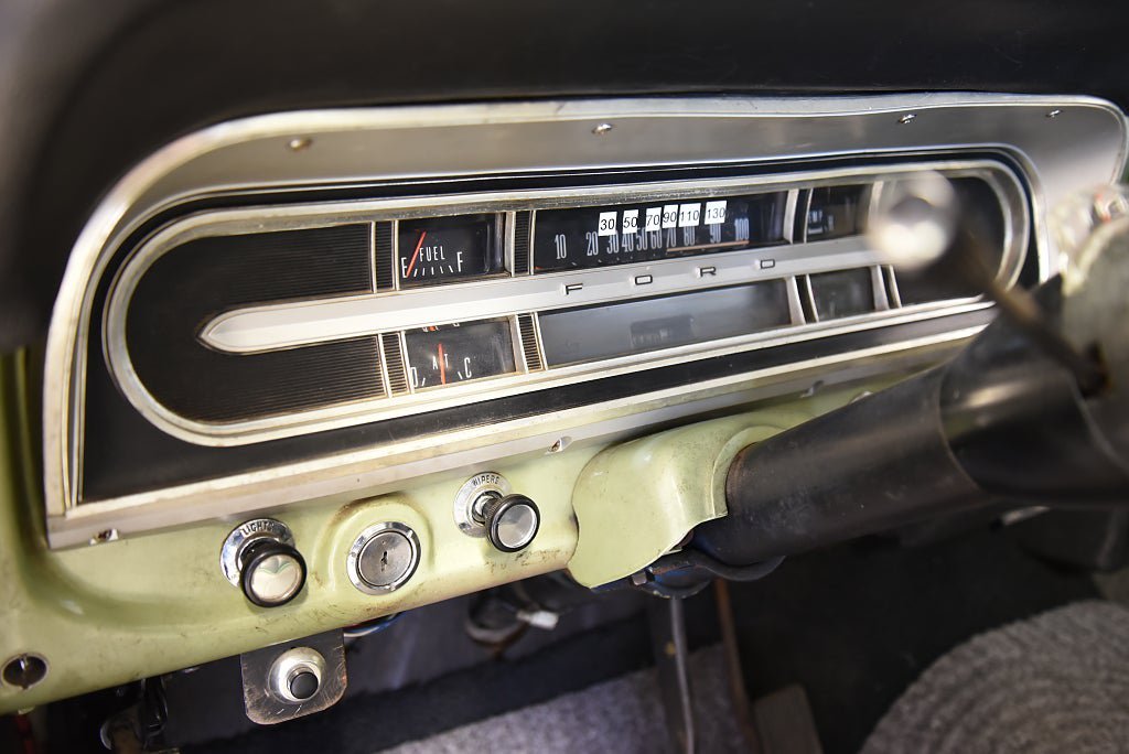 Vehicle Image 25