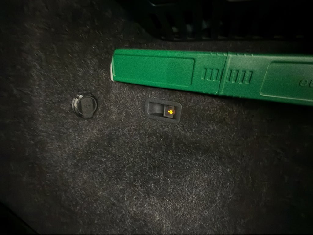 Vehicle Image 24