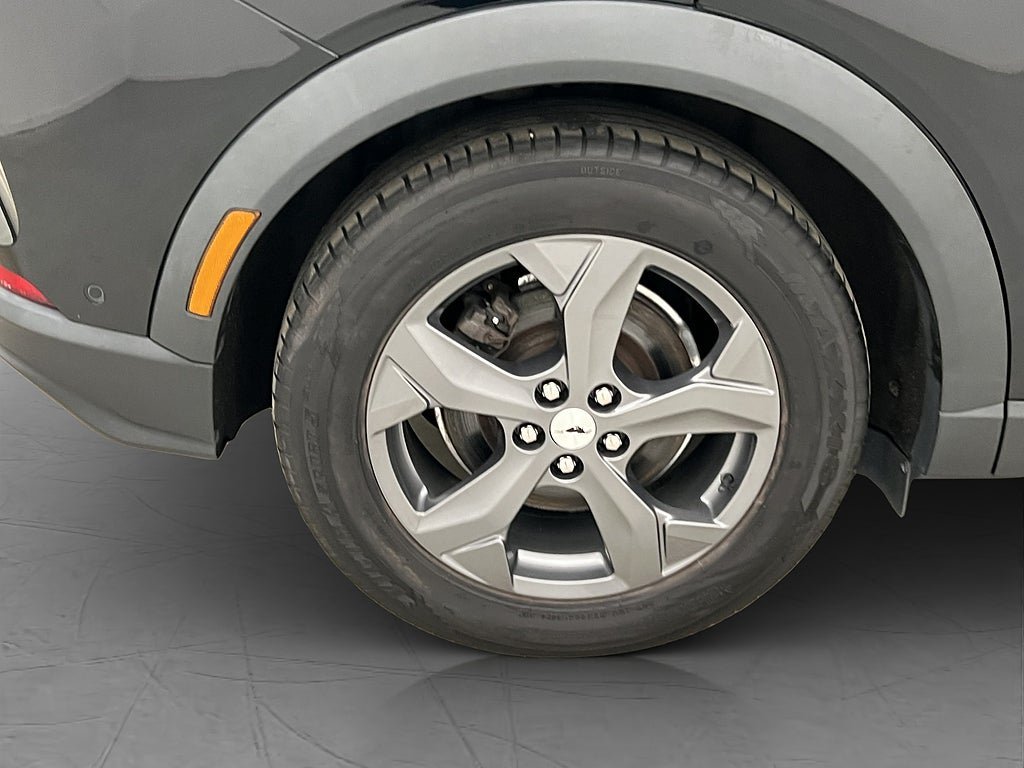 Vehicle Image 36