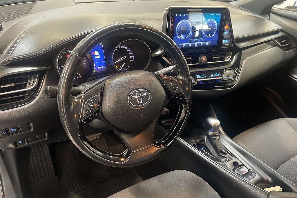 Vehicle Image 8