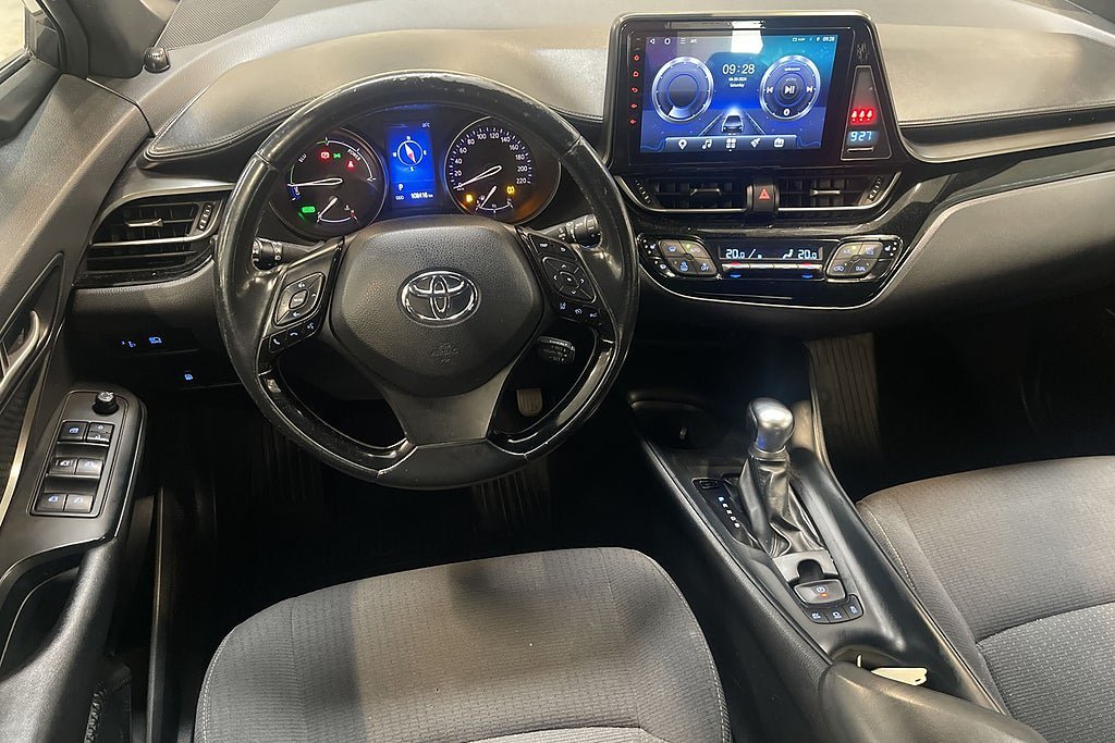 Vehicle Image 11