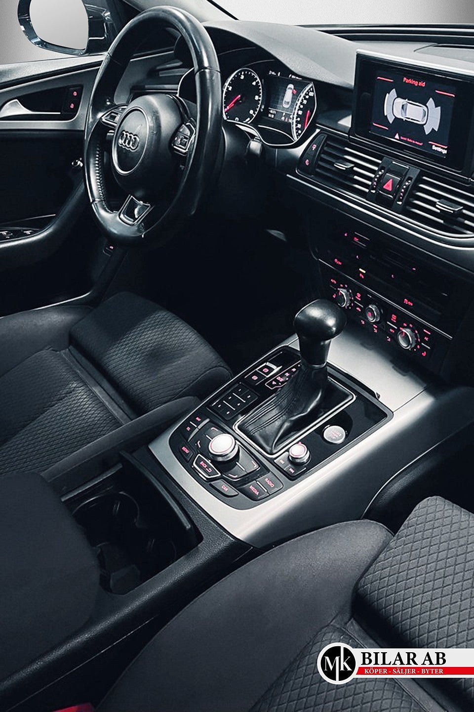 Vehicle Image 15