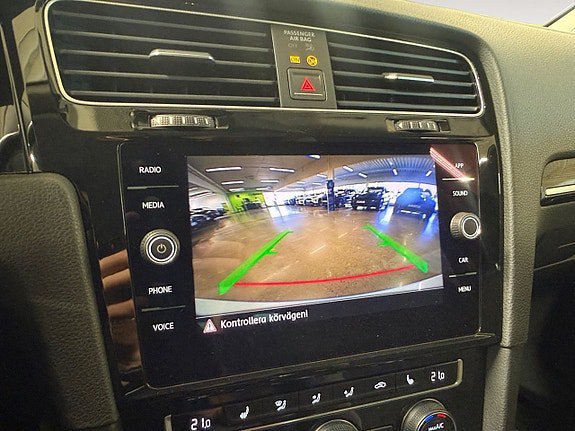Vehicle Image 19
