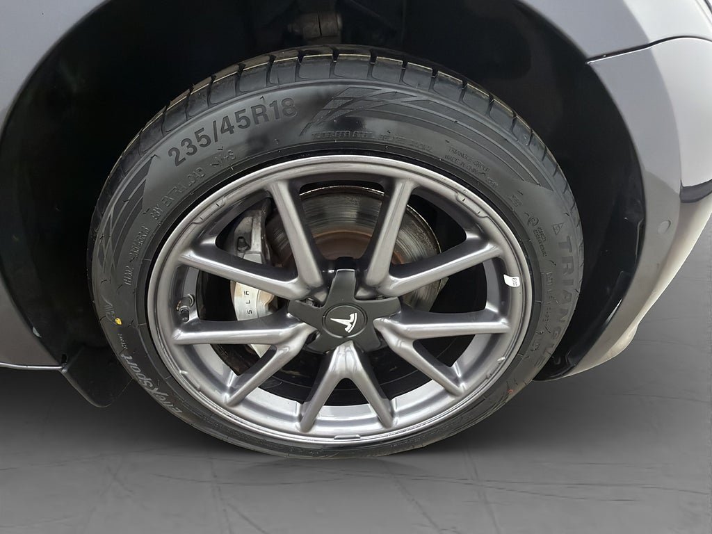 Vehicle Image 31