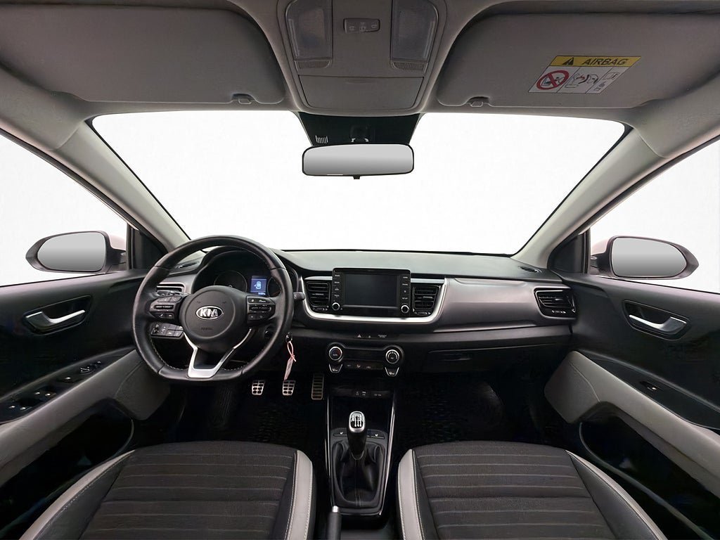 Vehicle Image 12