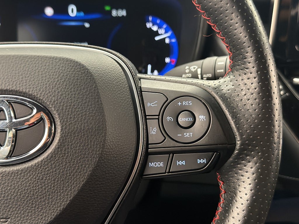Vehicle Image 15