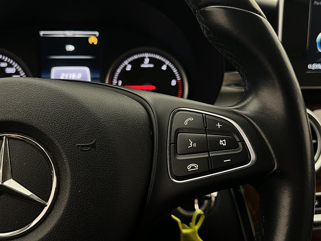 Vehicle Image 29