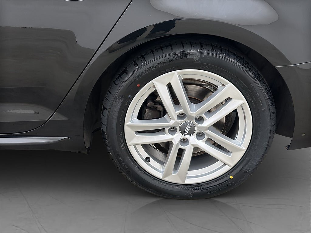 Vehicle Image 31