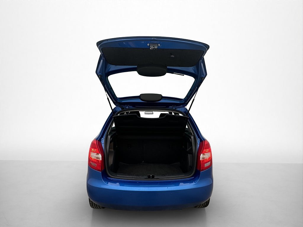 Vehicle Image 22