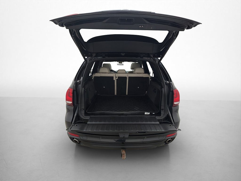 Vehicle Image 37
