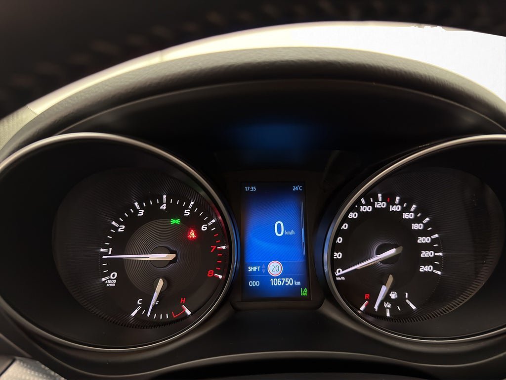 Vehicle Image 17