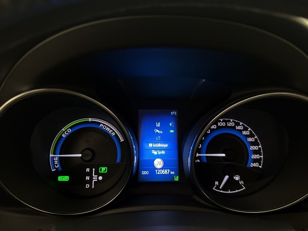 Vehicle Image 16