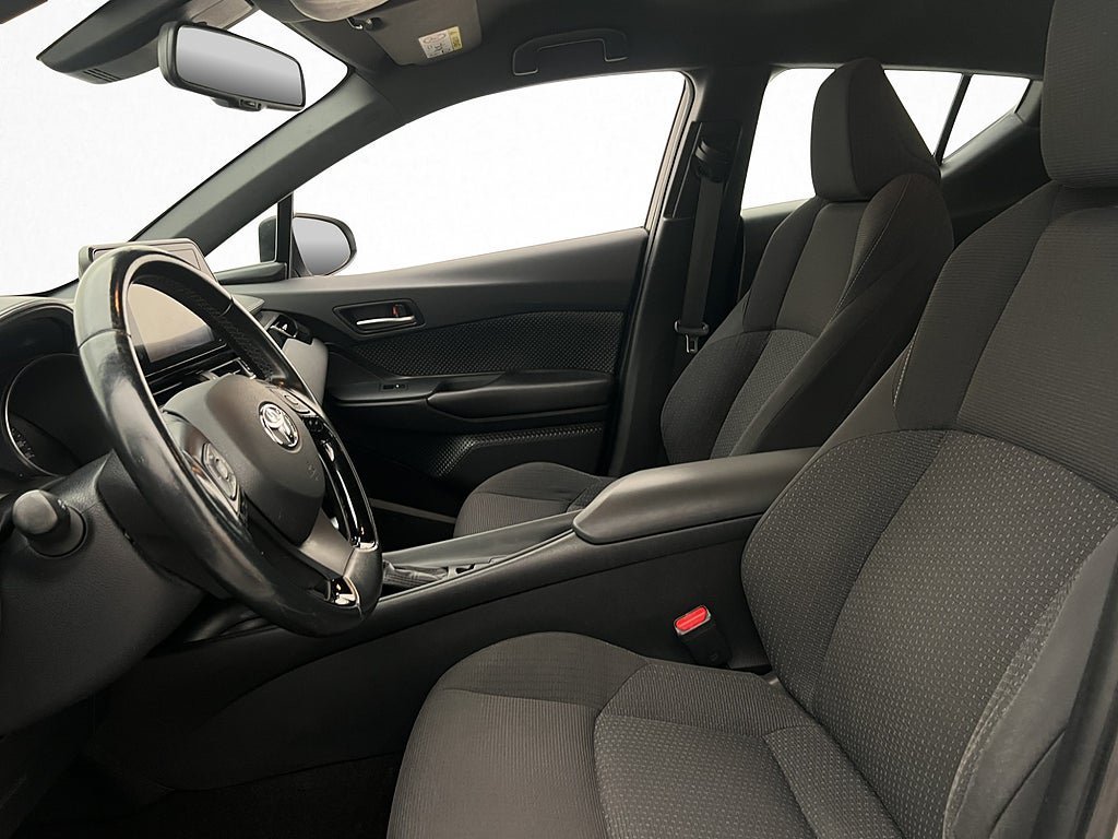 Vehicle Image 9