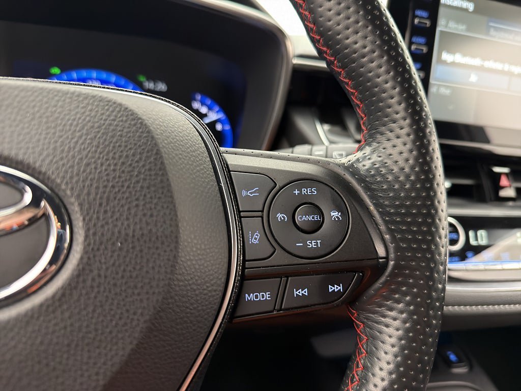 Vehicle Image 15