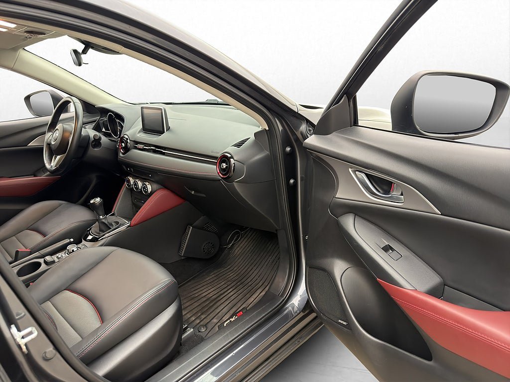 Vehicle Image 23