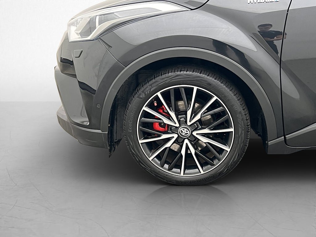 Vehicle Image 10