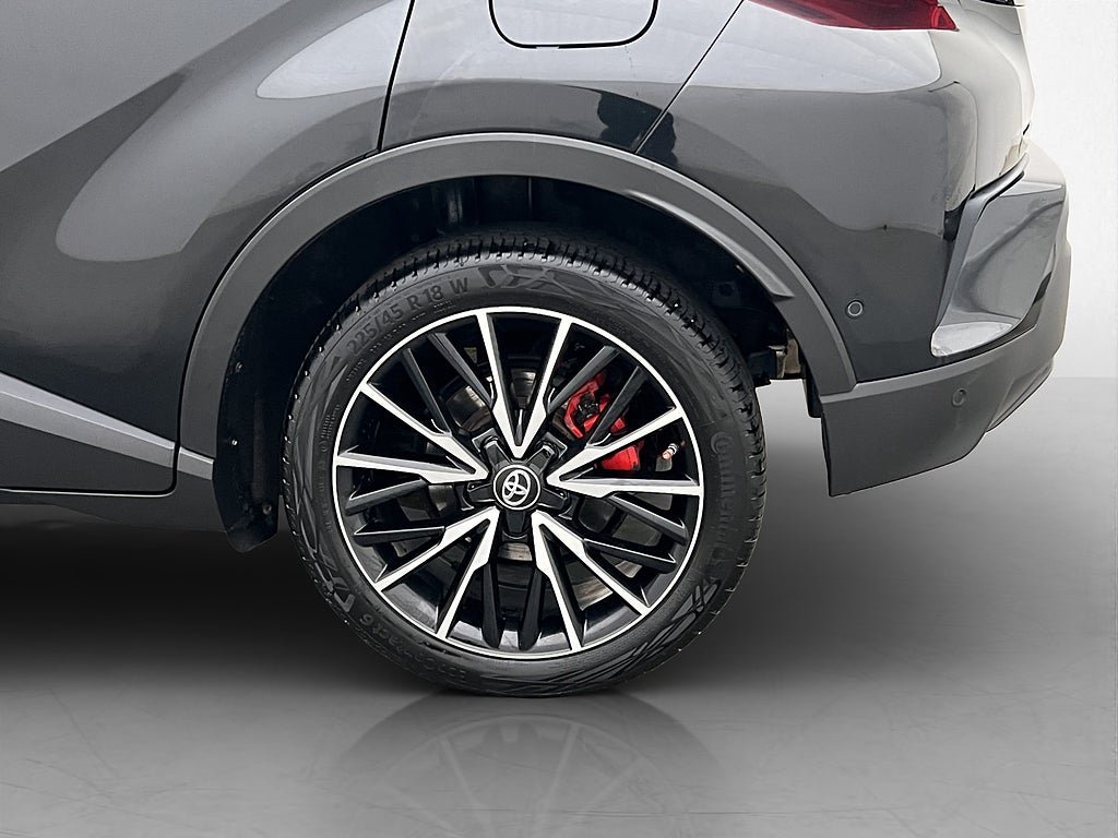 Vehicle Image 11