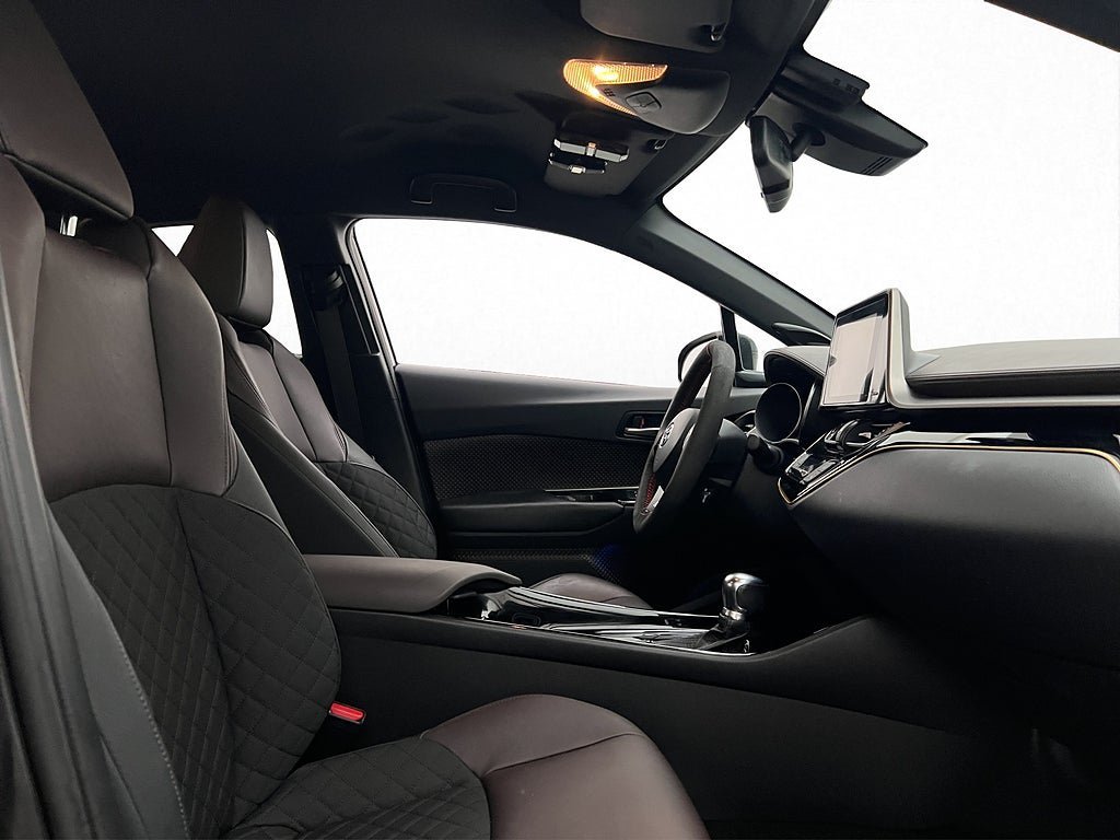 Vehicle Image 14