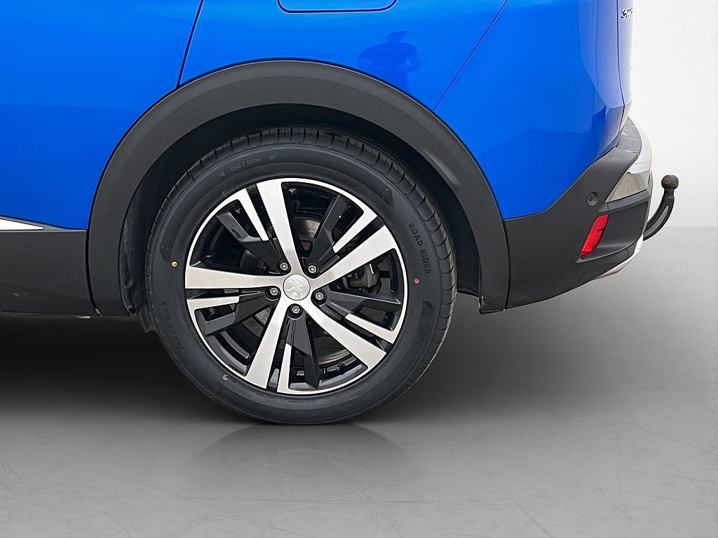 Vehicle Image 33